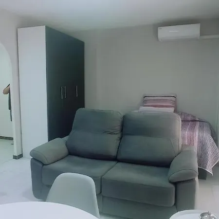 Appartement Studio In Tourist Paco